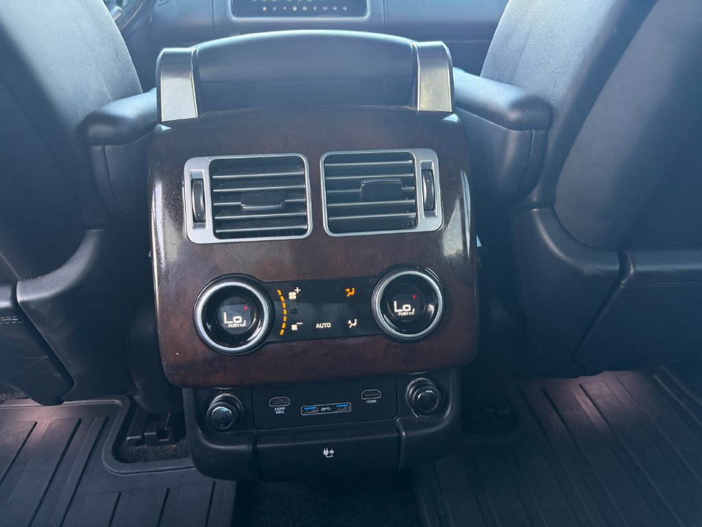 Used 2019 Land Rover Range Rover Supercharged AWD/4WD image 26