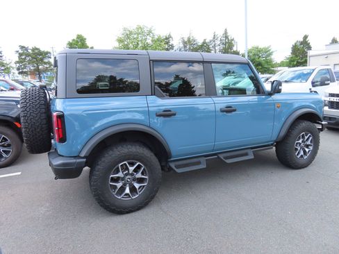 Used 2023 Ford Bronco Badlands AWD/4WD image 5