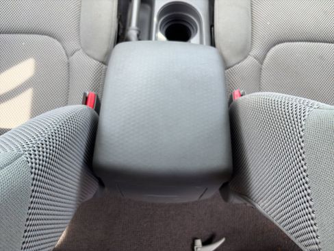 Used 2021 Nissan Frontier SV RWD image 21