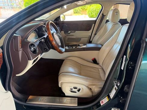 Used 2012 Jaguar XJ L RWD image 26