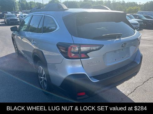 Used 2023 Subaru Outback Premium AWD/4WD image 6