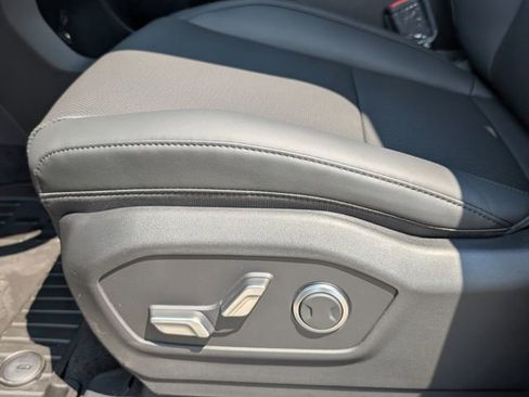 Used 2026 Hyundai Santa Fe SEL image 13