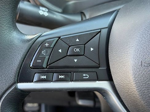 Used 2021 Nissan Altima 2.5 S FWD image 14