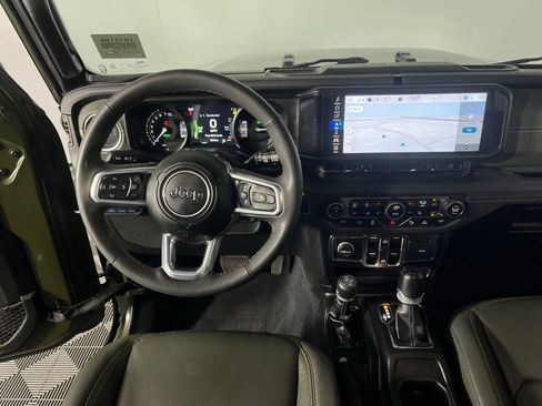 Certified 2024 Jeep Wrangler High Altitude image 20