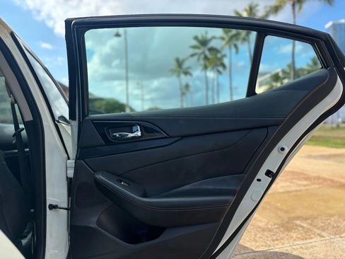 Used 2021 Nissan Maxima Platinum w/ Sport Mat Group image 16