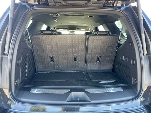 Used 2025 Chevrolet Tahoe Premier AWD/4WD image 7