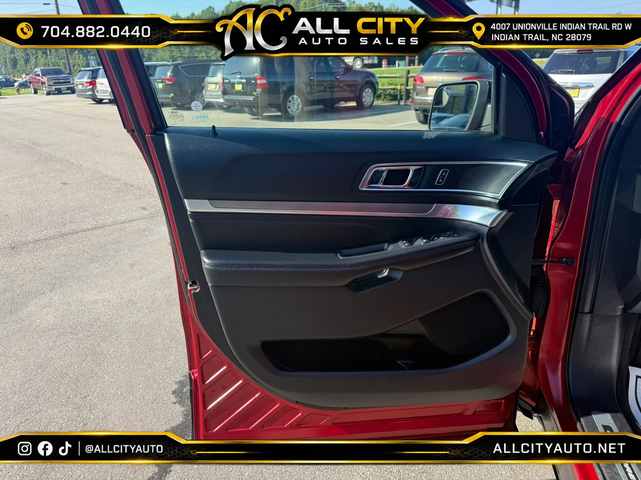Used 2016 Ford Explorer Sport AWD/4WD image 9