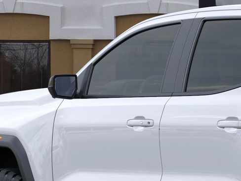 New 2026 GMC Canyon Elevation image 13