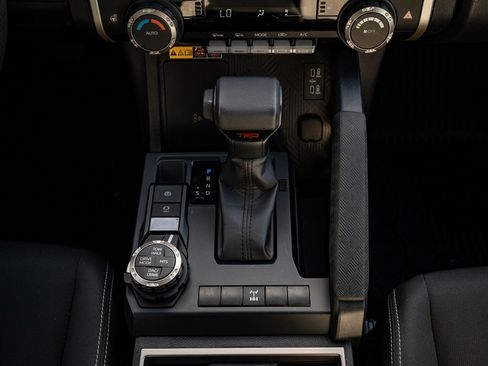 Used 2025 Toyota Tacoma TRD Off-Road w/ TRD Off Road Upgrade Package image 37