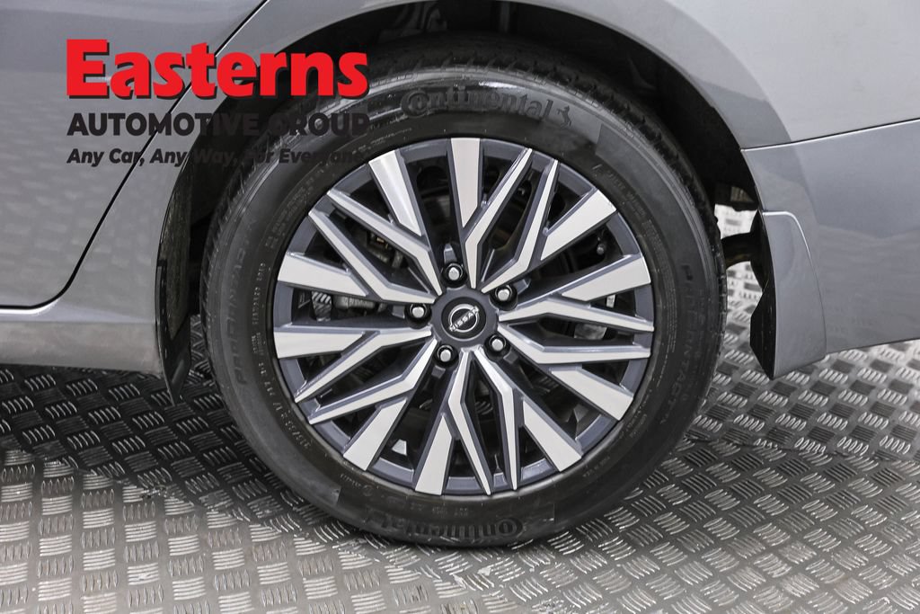 Used 2023 Nissan Altima 2.5 SV w/ SV Premium Package AWD/4WD image 35