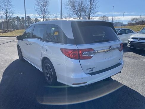 Used 2019 Honda Odyssey Touring image 3