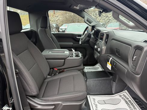 New 2026 GMC Sierra 1500 Pro image 17