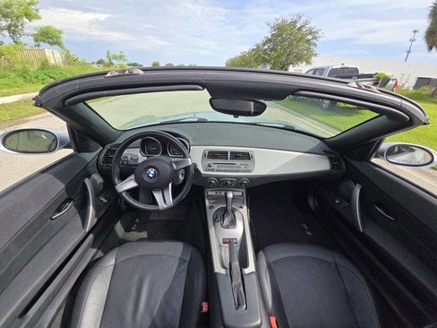 Used 2003 BMW Z4 3.0i image 22