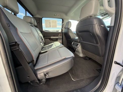 Used 2025 Ford F150 Lariat w/ Equipment Group 501A Mid image 25