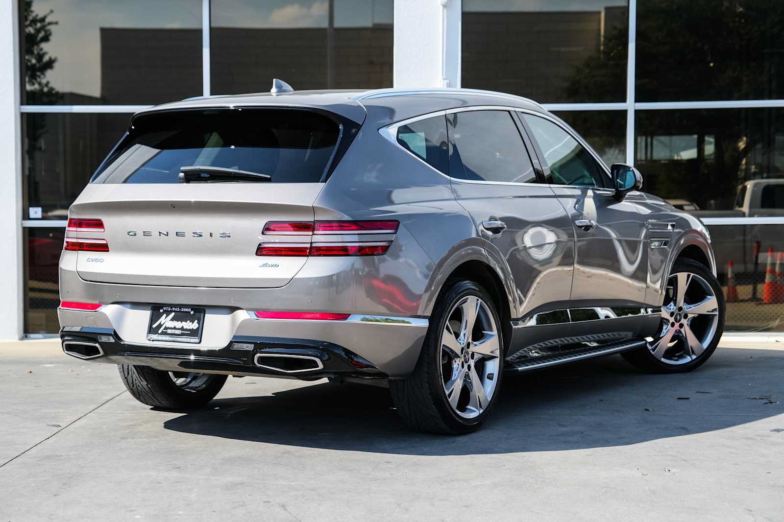 Used 2021 Genesis GV80 2.5T w/ Prestige Package 04 AWD/4WD image 9