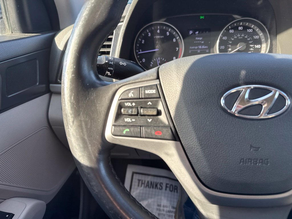 Used 2017 Hyundai Elantra Limited FWD image 28