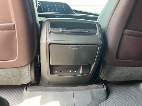 Used 2023 Cadillac Escalade V AWD/4WD image 15