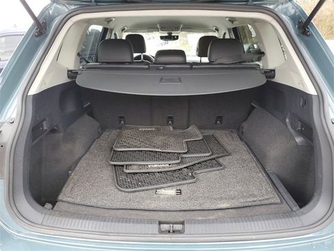 Used 2021 Volkswagen Tiguan SEL image 9