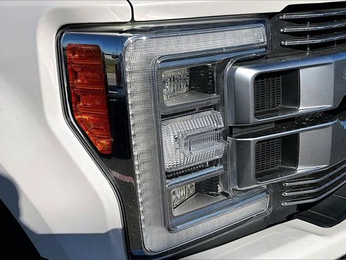 Used 2019 Ford F250 Limited w/ FX4 Off-Road Package image 32