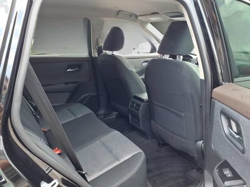 Certified 2023 Nissan Rogue SV AWD/4WD image 12