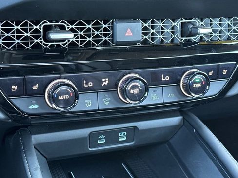 Certified 2024 Honda Accord Touring image 20