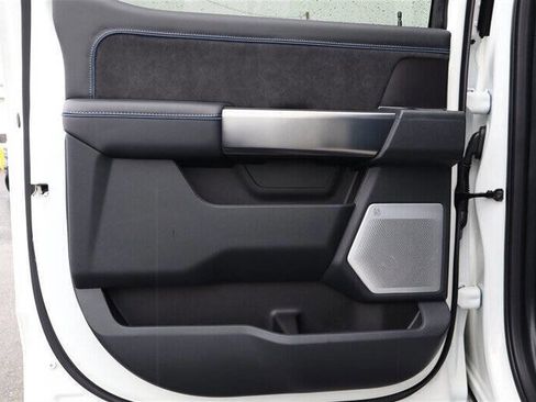 Used 2026 Ford F450 Platinum w/ FX4 Off-Road Package image 22