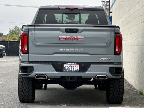 Certified 2024 GMC Sierra 1500 AT4 w/ Technology Package AWD/4WD image 5