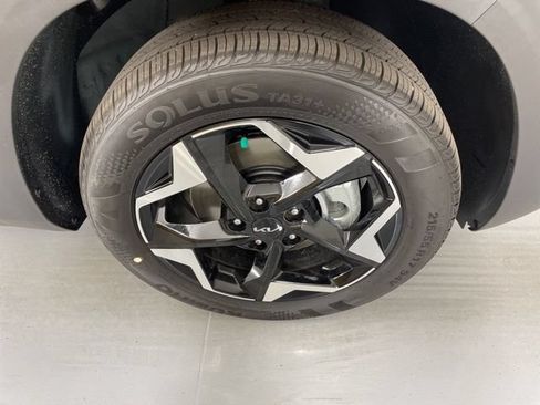 New 2026 Kia Seltos S AWD/4WD image 11