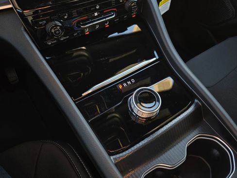 New 2025 Jeep Grand Cherokee Laredo X image 23