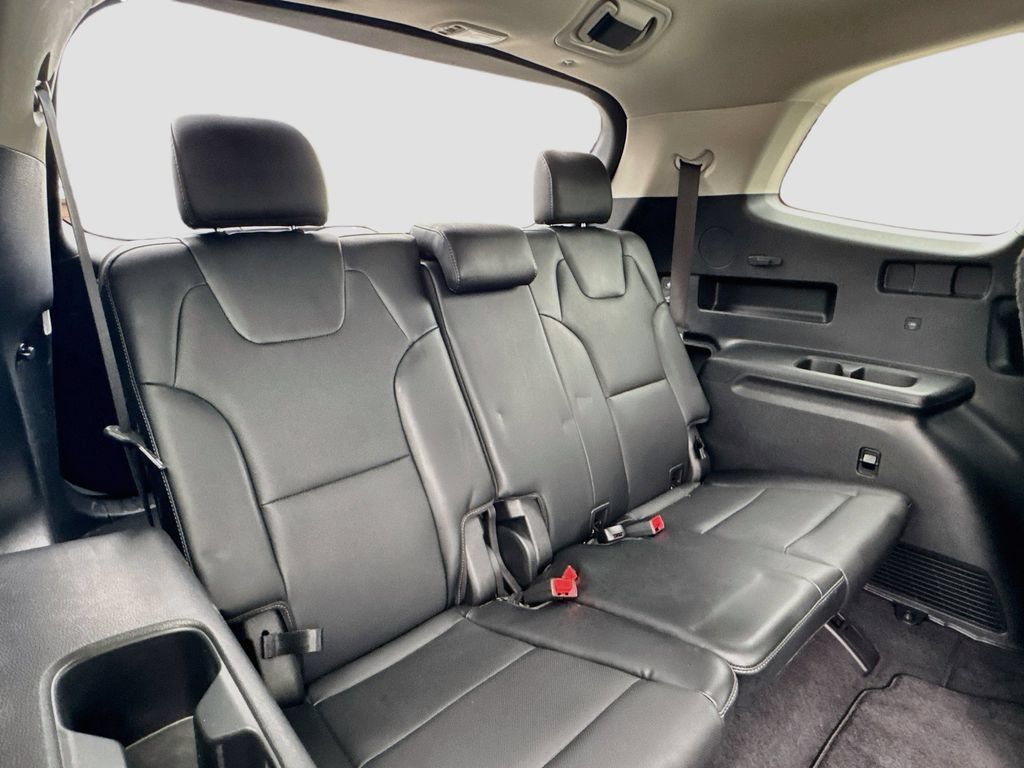 Certified 2024 Kia Telluride S w/ S Sunroof Package AWD/4WD image 31