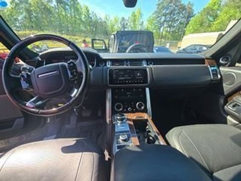 Used 2019 Land Rover Range Rover Supercharged AWD/4WD image 10