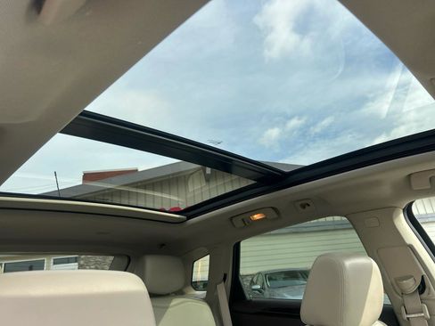 Used 2015 Cadillac SRX Premium w/ Trailering Package image 19