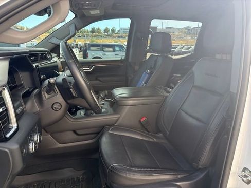 Used 2024 GMC Sierra 1500 Denali w/ Denali Reserve Package AWD/4WD image 11