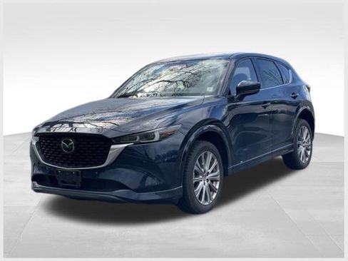 Used 2022 MAZDA CX-5 Signature AWD/4WD image 1