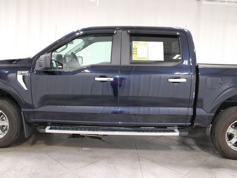 Used 2023 Ford F150 XLT w/ XTR Package image 5