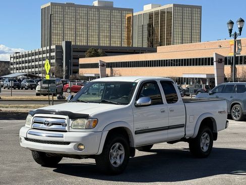 Used 2004 Toyota Tundra SR5 AWD/4WD image 1