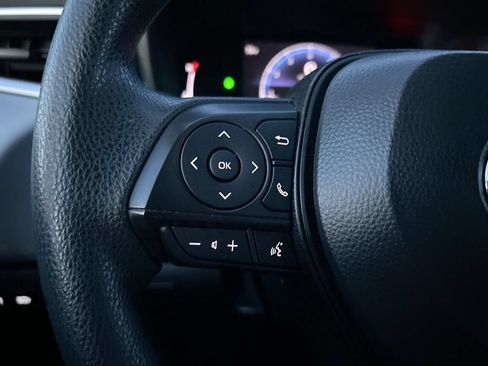 Used 2026 Toyota Corolla LE FWD image 15