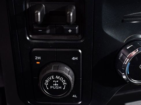 New 2026 Ford F150 XLT w/ Equipment Group 302A MID image 32