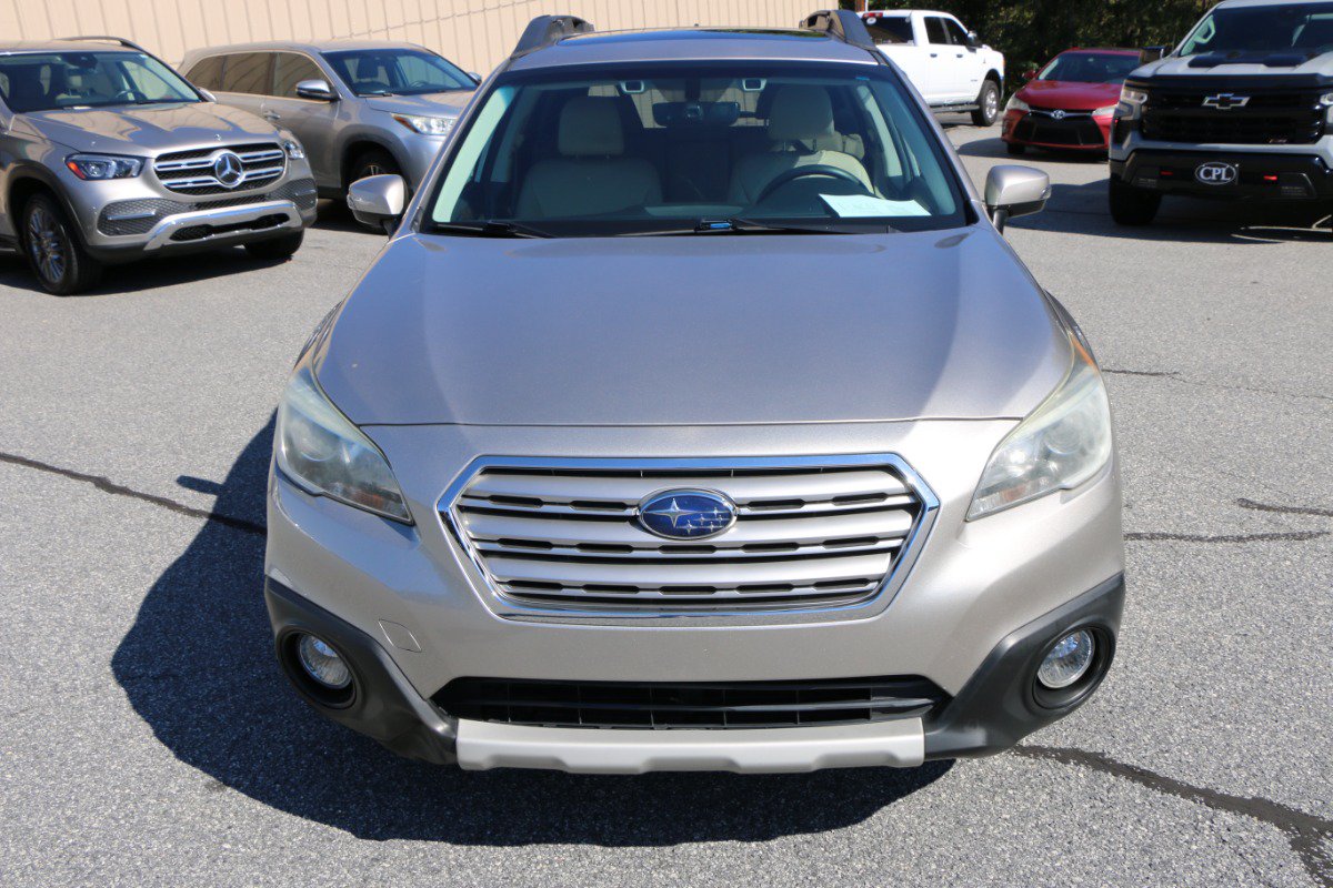 Used 2017 Subaru Outback 2.5i Limited AWD/4WD image 11