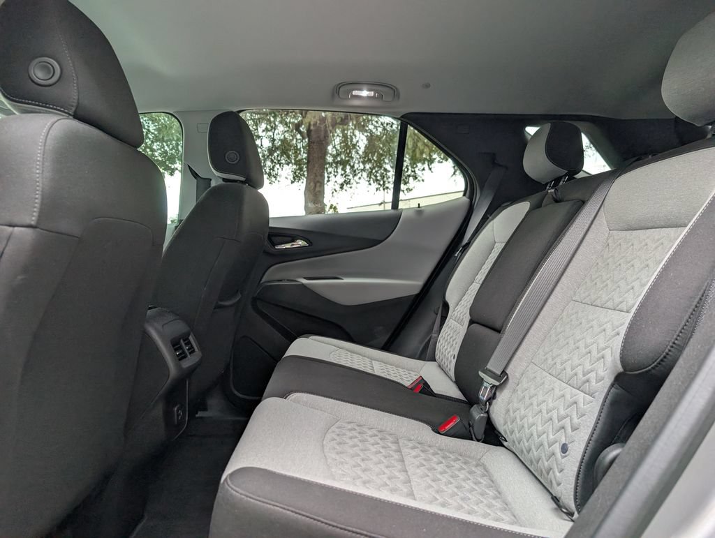 Used 2024 Chevrolet Equinox LS w/ LS Convenience Package FWD image 17