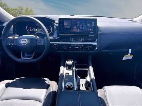New 2026 Nissan Pathfinder SL w/ Cargo Package AWD/4WD image 5
