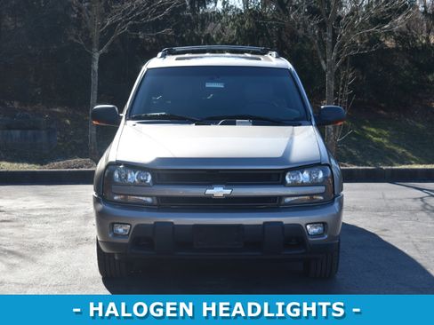 Used 2003 Chevrolet TrailBlazer LTZ w/ Skid Plate Package image 2
