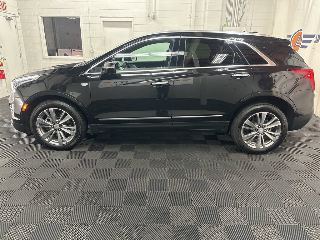 Used 2024 Cadillac XT5 Premium Luxury AWD/4WD image 6