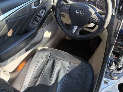 Used 2017 INFINITI Q50 3.0t Premium w/ Cargo Package (L95) image 12
