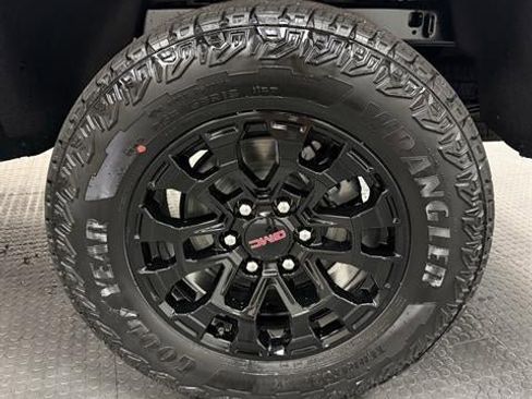 New 2026 GMC Canyon Elevation w/ Convenience Package RWD image 11