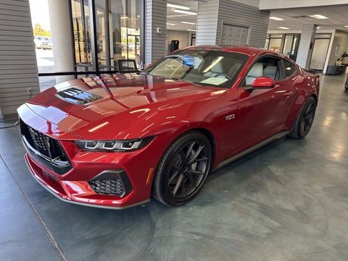 Used 2024 Ford Mustang GT Premium image 6