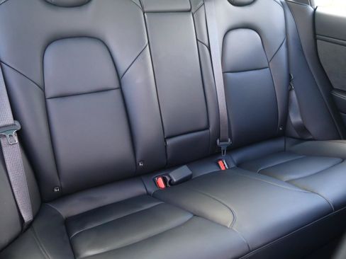 Used 2023 Tesla Model 3 Standard Range RWD image 17