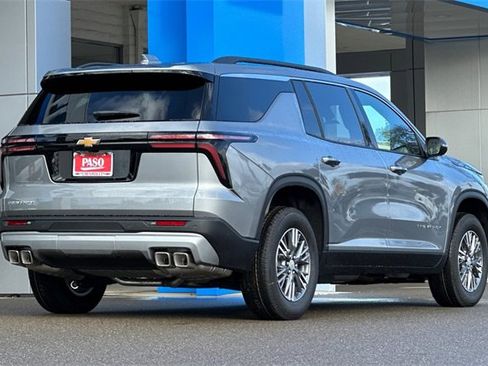 New 2026 Chevrolet Traverse LT image 5