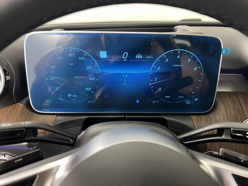 New 2025 Mercedes-Benz C 300 4MATIC Sedan image 28