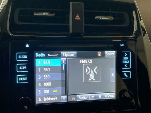 Used 2016 Toyota Prius Four w/ Advanced Technology Package FWD image 16